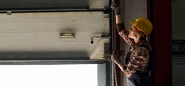 Addressing Common Garage Door Stoppage Issues in Terrytown, LA